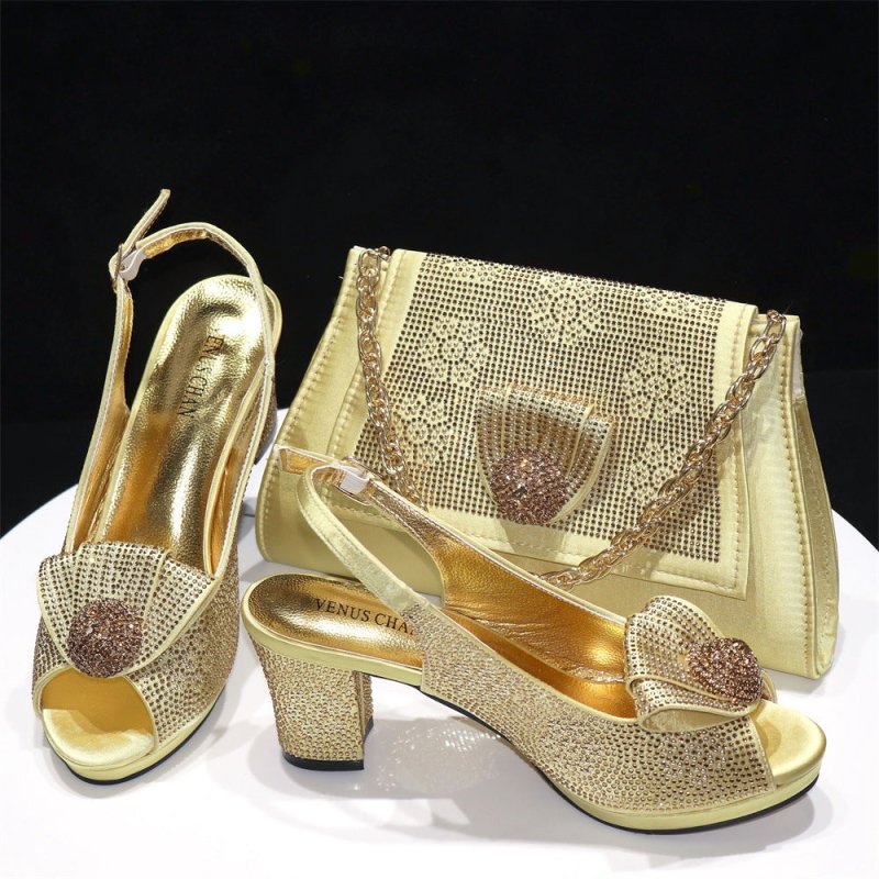 Peep Toe Shoes Rhinestone Chunky Heel High Heel Clutch $189.00 Dana Fashion Color: Gold Size: 37 Women's shoes Product information: Lining material: PU Scaffolding shape: Pointed Color: Magenta, orange, peach, silver, gold, green Upper material: PU Size: