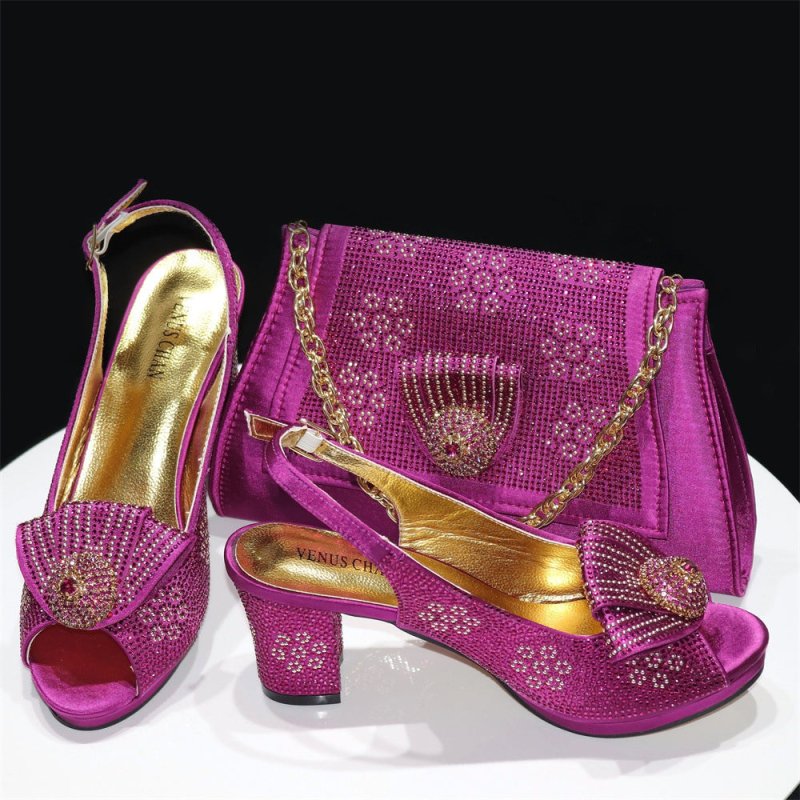 Peep Toe Shoes Rhinestone Chunky Heel High Heel Clutch $189.00 Dana Fashion Color: Magenta Size: 37 Women's shoes Product information: Lining material: PU Scaffolding shape: Pointed Color: Magenta, orange, peach, silver, gold, green Upper material: PU Siz