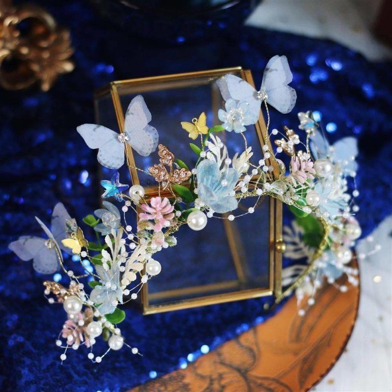 Performance Butterfly Garland Headdress Super Fairy MSN Series Children's Garland $59.00 Dana Fashion Color: Blue And White Women's Accessories Product information: Color: blue and white crown Applicable people: children Style: Children Material: Metal Po