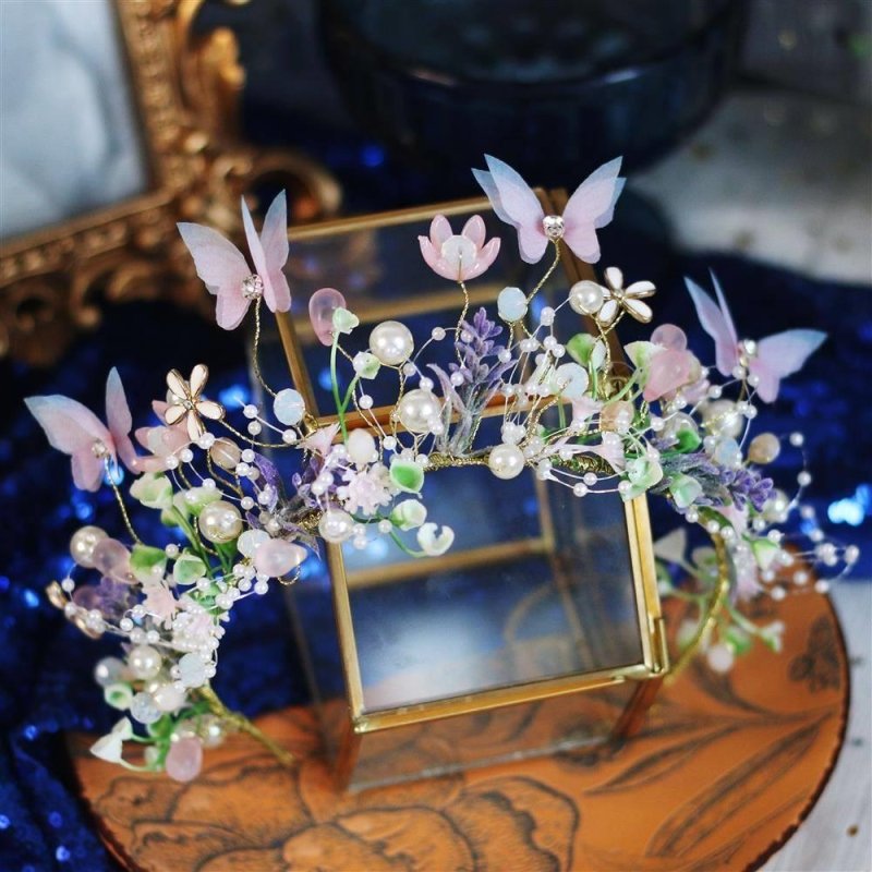 Performance Butterfly Garland Headdress Super Fairy MSN Series Children's Garland $59.00 Dana Fashion Color: Blue And White Women's Accessories Product information: Color: blue and white crown Applicable people: children Style: Children Material: Metal Po