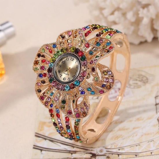 Personalized rhinestone bracelet watch $19.50 Dana Fashion Color: Colorful Women's Accessories Display type: pointer style: Casual Waterproof: no Movement type: Quartz Movement model: 377 Thickness: 7mm Dial diameter: 24mm Crown type: ordinary crown Table