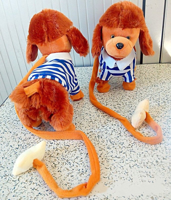 Pet slimmer dog electric plush toy $30.32 Dana Fashion Color: Blue Size: 30cm Toys & Hobbies Classification: Plush dolls Modeling category: Animal Animal classification: Dogs Classification of plush: Cloth plush Control mode: wire control Toy category: St