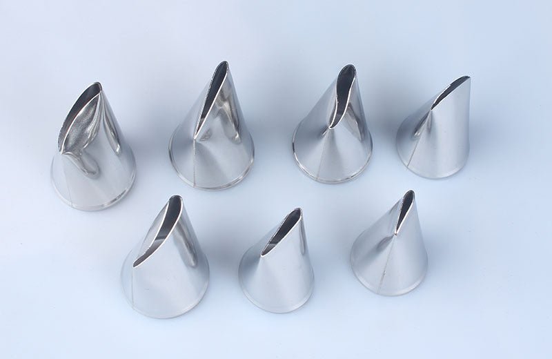 Petals mouth $9.50 Dana Fashion Style: 7pcs Color: Sliver Dana's Kitchen Material: 304 stainless steel Uses: cream flower 7-piece set, a set of about 30 grams