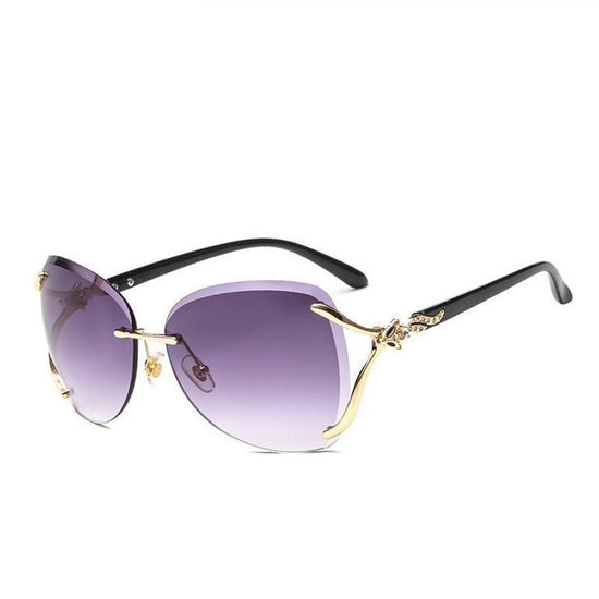 Pink Foxes Rhinestone Oversized Sunglasses $24.38 Dana Fashion Color: Grey Women's Accessories Frame height: 57mm Frame material: metal+PC Lens width: 64mm Lens type: PC Nose bridge width: 15mm Suitable gender: male/female Temple length: 146mm Lens color: