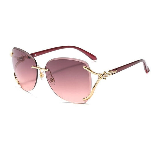 Pink Foxes Rhinestone Oversized Sunglasses $24.38 Dana Fashion Color: Purple ash Women's Accessories Frame height: 57mm Frame material: metal+PC Lens width: 64mm Lens type: PC Nose bridge width: 15mm Suitable gender: male/female Temple length: 146mm Lens
