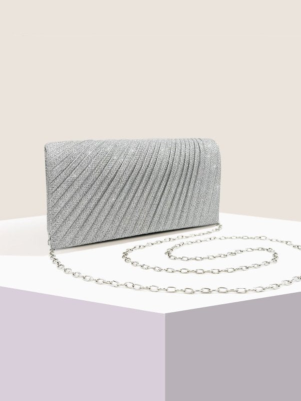 Pleated Party Dinner Bag $39.32 Dana Fashion Color: Silver Women's Bags Product information: Lining texture: Polyester Applicable scenarios: Daily matching Color: blue, silver, champagne, black, Rose Red Hardness: medium and soft Material: PVC Suitcase sh