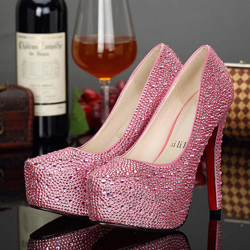 Plus Size Crystal 14cm Super High Heels $95.12 Dana Fashion Color: Black 14cm Size: 34 Women's shoes Product information: Size: 34,37,41,39,36,38,35,40,42 Upper material: sequin cloth Shoe Manufacturing Process: glued shoes Style: Pumps Insole material: P