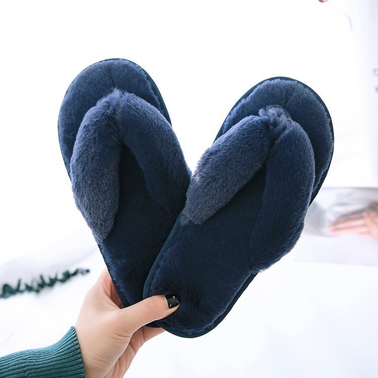 Plus Size Plush Flip-flops Cotton Slippers $35.90 Dana Fashion Color: Blue Size: 36to37 Women's shoes Product information: Color: black, blue, gray, pink, watermelon red, dark green, creamy-white Heel height: flat heel With USB or not: Yes Size: 36-37 (su