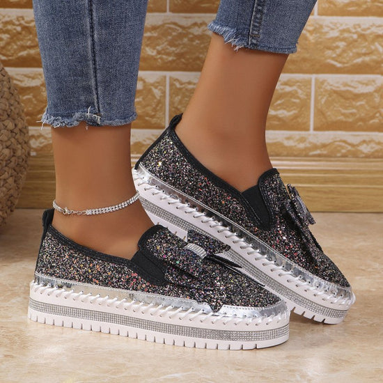 Plus Size Rhinestone Platform Loafers Women $59.50 Dana Fashion Color: Black Colorful Size: 36 Women's shoes Product information: Pattern: solid color Lining material: Microfiber Color: Pink colorful, black colorful, Golden colorful, red colorful, blue co