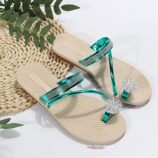 Plus Size Sandals For Women Summer $31.92 Dana Fashion Color: Green Size: 35 Women's shoes Product information: Pattern: rhinestone flowers Lining material: imitation leather Size: 35,36,37,38,39,40,41,42,43 Sole craft: viscose shoes Sole material: rubber