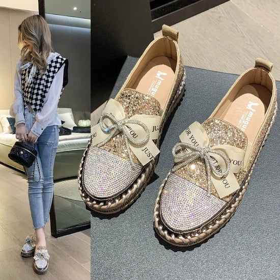 Plus Size Women's Casual Shoes Fashion Korean Sneaker $59.90 Dana Fashion Color: Black Size: 35 Women's shoes Product information: Color: black, gold, pink Upper height: low top Size: 35,36,37,38,39,40,41,42,43,44 Sole craft: viscose shoes Cutting depth: