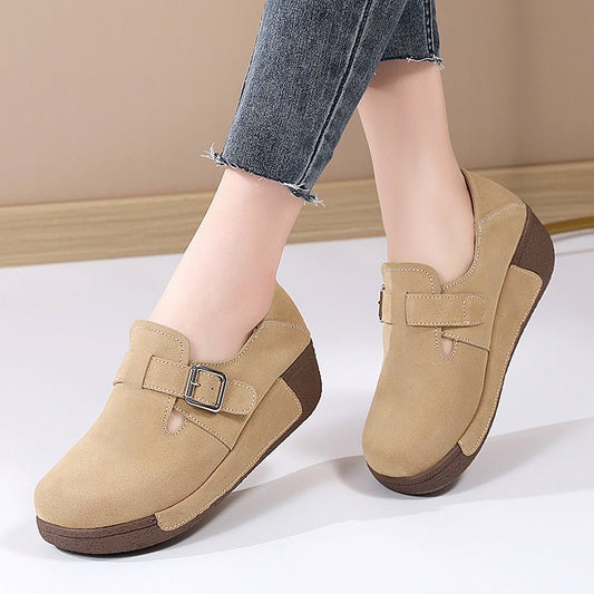 Plus Size Women's Platform Shoes Slip-on $58.86 Dana Fashion Color: Beige Size: 35 Women's shoes Product information: Color: black, gray, yellow, coffee, beige, brown Heel height: mid heel (3-5CM) Size: 35, 36, 37, 38, 39, 40, 41, 42 Sole material: Polyur