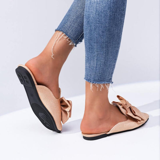 Plus Size Women's Trend Beach Slippers Sandals Bow $25.90 Dana Fashion Color: Black Size: 36 Women's shoes Product information: Lining material: pu Color: black, pink Size: 36, 37, 38, 39, 40, 41, 42, 43 Sole craft: viscose shoes Sole material: rubber Pop