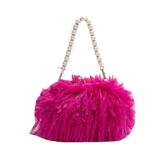 Plush Bag Sweet Girl Portable $45.48 Dana Fashion Color: Black Women's Bags Product information: Color: Rose Red, black, white, pink, blue, khaki Hardness: soft Material: Plush Suitcase shape: Horizontal Square Number of shoulder straps: Single Size: Pack