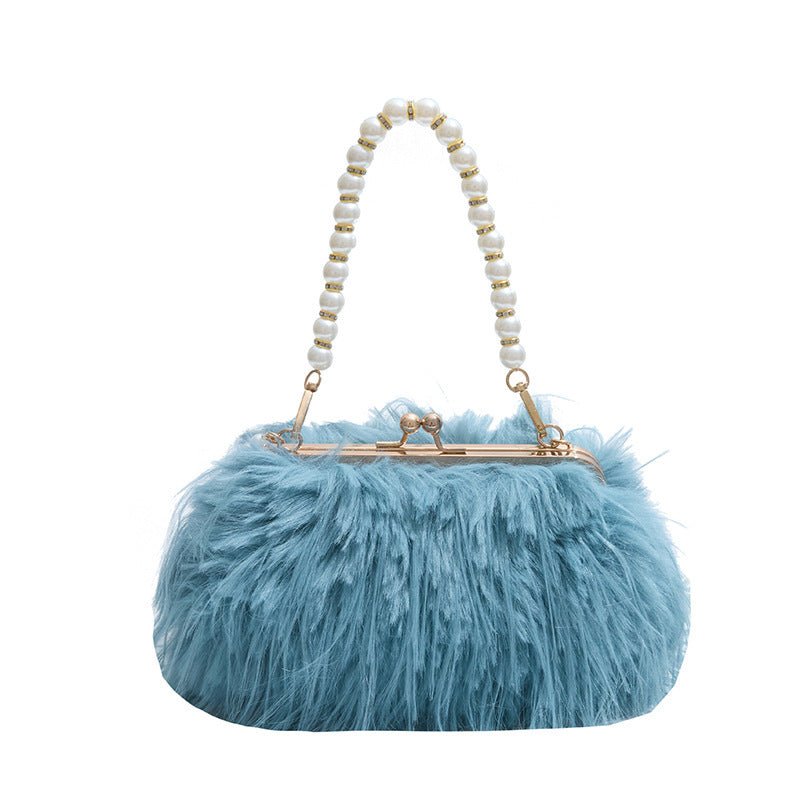 Plush Bag Sweet Girl Portable $45.48 Dana Fashion Color: Blue Women's Bags Product information: Color: Rose Red, black, white, pink, blue, khaki Hardness: soft Material: Plush Suitcase shape: Horizontal Square Number of shoulder straps: Single Size: Packi