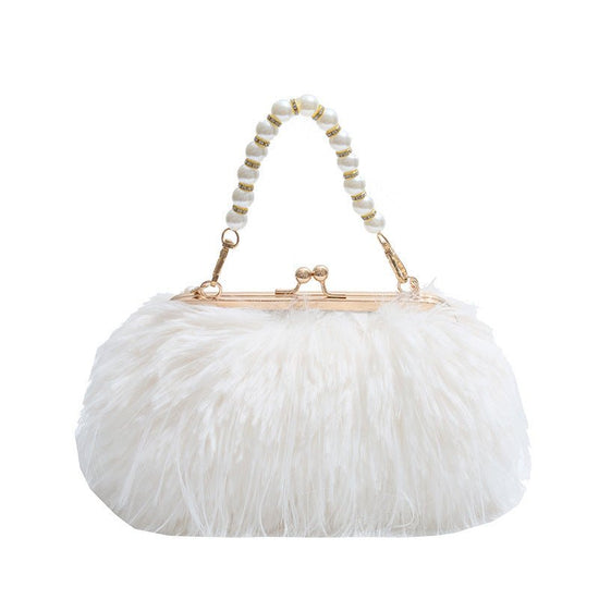 Plush Bag Sweet Girl Portable $45.48 Dana Fashion Color: White Women's Bags Product information: Color: Rose Red, black, white, pink, blue, khaki Hardness: soft Material: Plush Suitcase shape: Horizontal Square Number of shoulder straps: Single Size: Pack