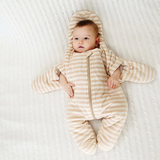 Plush thick sleeping bag $40.42 Dana Fashion Color: Khaki Baby Clothing Item No.: Starfish color cotton sleeping bag Product category: sleeping bag Brand: Ba Zi Rabbit Fabric: Pure cotton (95% and above) Pattern: stripes Applicable age: children Applicabl