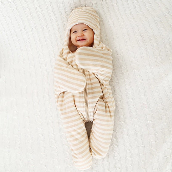 Plush thick sleeping bag $40.42 Dana Fashion Color: Khaki Baby Clothing Item No.: Starfish color cotton sleeping bag Product category: sleeping bag Brand: Ba Zi Rabbit Fabric: Pure cotton (95% and above) Pattern: stripes Applicable age: children Applicabl