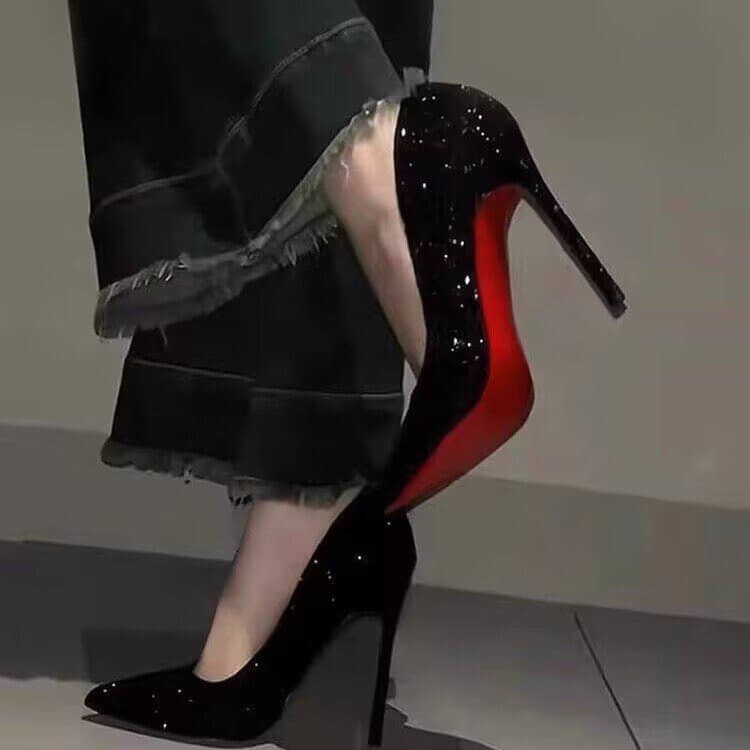 Pointed Sequined Black Thin Heel Women's Shoes $34.50 Dana Fashion Color: Sequin Black 10cm Size: 33 Women's shoes Product information: Pattern: solid color Color: sequin black 10cm, sequin black 8cm, sequin black 5cm Heel shape: stiletto heels Size: 33,