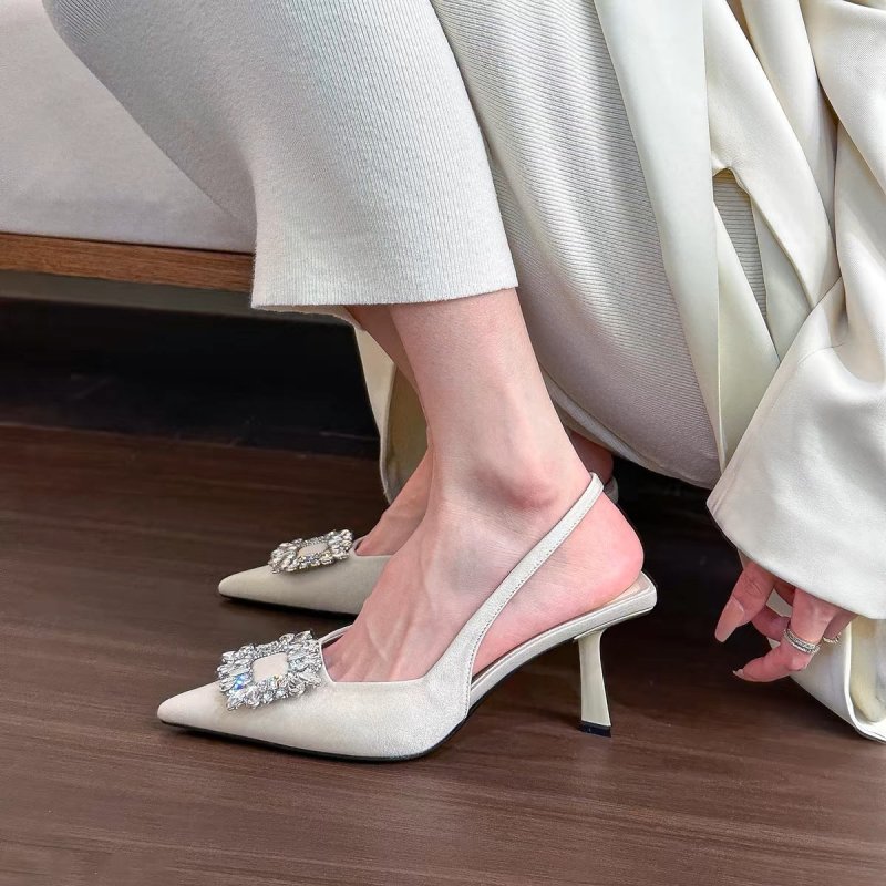Pointed-toe Square Buckle Rhinestone High-heeled Sandals $59.79 Dana Fashion Color: Apricot Size: 35 Women's shoes Product information: Toe bracket shape: Tip Color: apricot, light green, black Shoe Upper material: Satin Size: 35, 36, 37, 38, 39 Sole mate