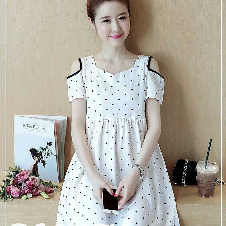Polka Dot Loose Short Sleeve Off-The-Shoulder Mid-Length Maternity Dress $23.07 Dana Fashion Color: White Size: 2XL Baby & Mother Product information: Product Category: Dress Collar type: Round neck sleeve length: Short sleeve shirt length: Medium Pattern