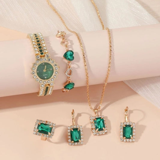 Popular Small Green Watch Women's Steel Belt Quartz Watch Ring Gift Set Boxed Five-piece Set $39.99 Dana Fashion Color: Five Piece Gift Box Women's Accessories Product information: Color: suit five-piece set, gift box five-piece set Thickness: 10mm Packin