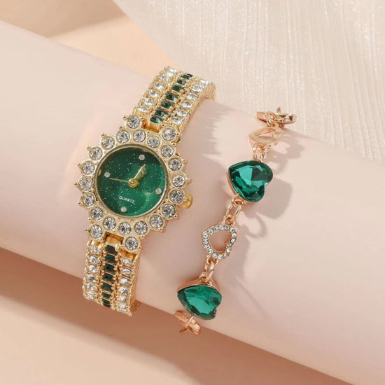 Popular Small Green Watch Women's Steel Belt Quartz Watch Ring Gift Set Boxed Five-piece Set $39.99 Dana Fashion Color: Five Piece Gift Box Women's Accessories Product information: Color: suit five-piece set, gift box five-piece set Thickness: 10mm Packin