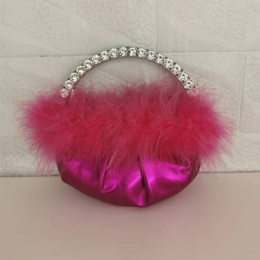 Portable Diamond-encrusted Dinner Pleated Tide Female Cross-body Cloud Bag $55.00 Dana Fashion Color: Black Women's Bags Product information: Style: Urban simplicity Material: PU Luggage trend style: bucket bag Popular element: rhinestones Bag shape: cyli