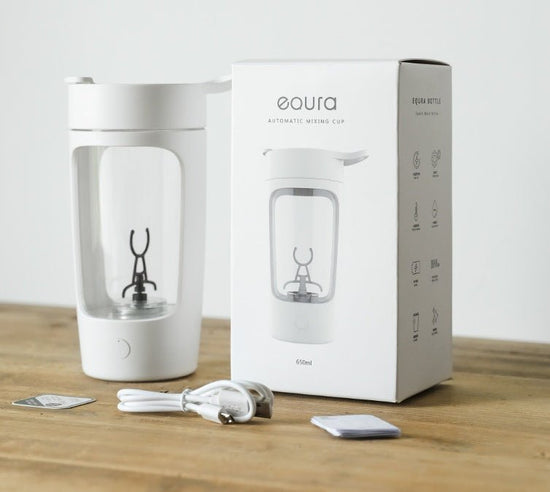 Portable juice blender $68.50 Dana Fashion Color: Black Dana's Kitchen Product name: automatic mixing cup Motor voltage: 3V Product capacity: 650ml Rated power: 7.4W Product size: 121 * 90 * 196mm Rated voltage: 3.7v-2A