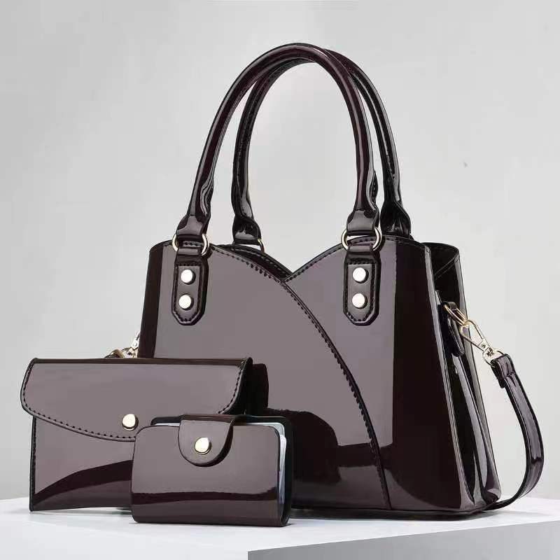 Portable Tote Bag Female Texture One-shoulder Crossboby Bag $49.51 Dana Fashion Color: Coffee Size: Length 28 Width 12 Height 20 Women's Bags Product information: Lining texture: Nylon Applicable scenarios: Daily matching Color: black, red, khaki, coffee,