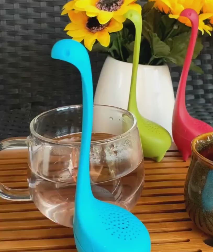Cute Dinosaur Standing Spoon $19.00 Dana Fashion Color: 3 colour style: With packaging Dana's Kitchen Features: Brand new and high quality. Durable food grade PP material. Cute cartoon dinosaur design. Description: Production:Dinnerware Size: 8*8*24cm Mat