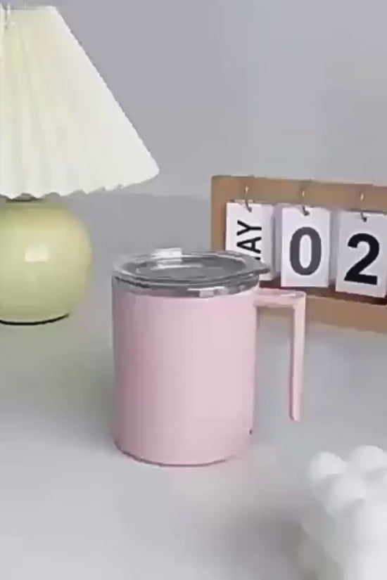 Portable Smart Magnetic Automatic Mixing Coffee Cup Rechargeable Rotating Home Office Travel Stirring Cup $59.90 Dana Fashion Color: Black capacity: 360ml Dana's Kitchen Overview: 1.【Automatic Stirring Mug】This electric self-stirring mug features a built-