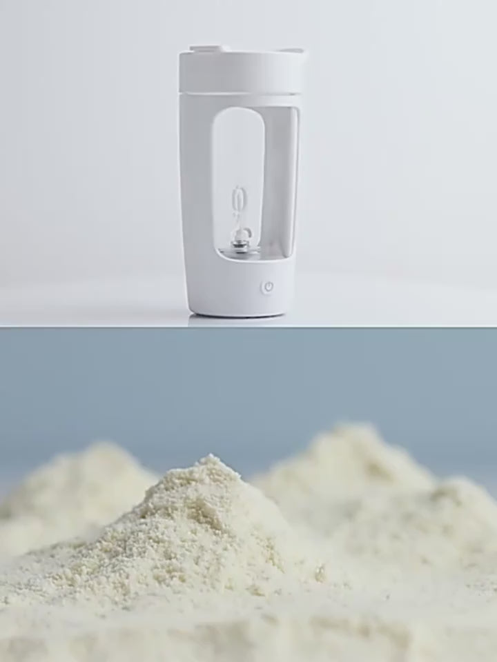 Portable juice blender $68.50 Dana Fashion Color: Black Dana's Kitchen Product name: automatic mixing cup Motor voltage: 3V Product capacity: 650ml Rated power: 7.4W Product size: 121 * 90 * 196mm Rated voltage: 3.7v-2A