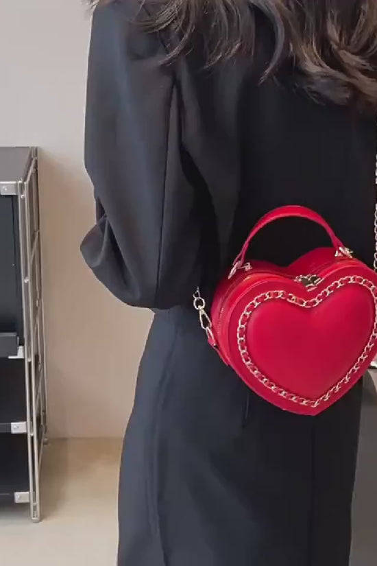 Women's Fashion Large Capacity Chain Shoulder Messenger Bag $47.34 Dana Fashion Color: Beige Women's Bags Product information: Lining texture: Polyester Color: black, beige, pink, red Material: PU Bag internal structure: mobile phone bag, file bag Style: