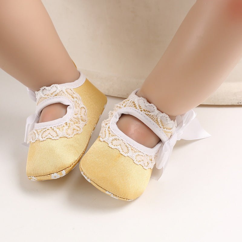 Princess shoes baby toddler shoes $13.44 Dana Fashion Color: Yellow Size: 11cm Baby & Mother Product Category: Toddlers Applicable gender: female Upper material: cotton Suitable season: spring, autumn, summer style: Casual Process: Embossing Function: bre