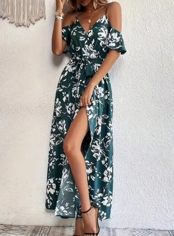 Printed Cold Shoulder Strap Dress $31.50 Dana Fashion Color: Dark Cyan Size: 2XL Women's clothing Product information: Material: polyester Color: Navy Blue, Dark Cyan Size Information: Dimensions: S,M,L,XL，2XL,3XL Packing list: Dress *1