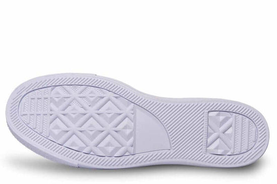 Printed Couple High-top Canvas Shoes $85.50 Dana Fashion Color: As shown in figure Size: 36 Women's shoes Core Features • Handmade • Accurate size • Fits wider feet Describe • Hand and custom printed high-tops • Extremely fine print quality • Memory EVA f