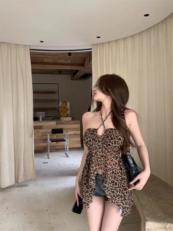 Printed Leopard Print Halter Spaghetti Straps Vest For Women Summer $20.55 Dana Fashion Color: Picture Color Size: L Women's clothing Product information: Color: Picture color Main fabric composition: Polyester (polyester fiber) Size: M,L Version: A- Line