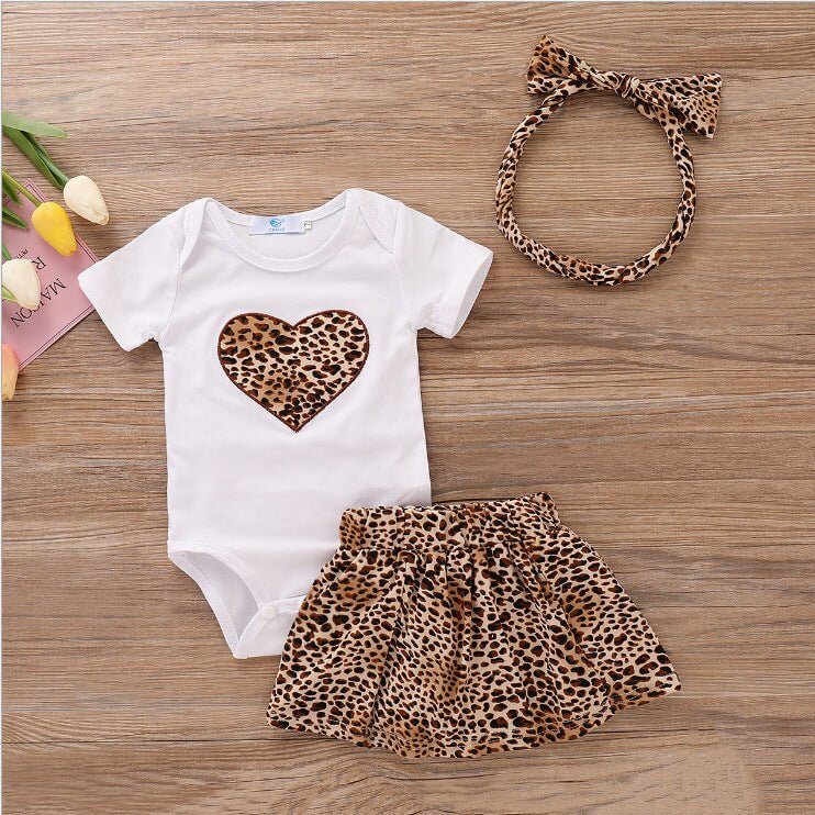 Printed Love Romper Children's clothing $23.50 Dana Fashion Color: Leopard Size: 100cm Baby Clothing Applicable gender: female Closed style: single breasted sleeve length: short sleeve Thickness: Thin section Fabric name: Cotton Main fabric composition: c