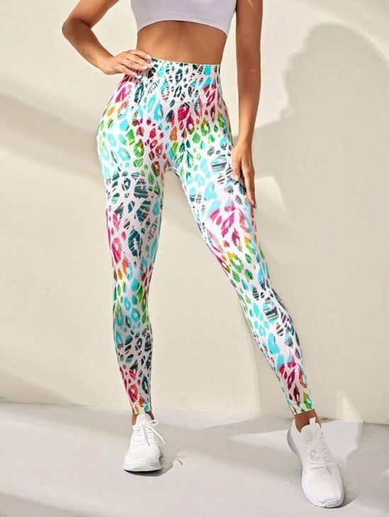 Printed Seamless Yoga High Waist Hip Lift Trousers $59.50 Dana Fashion Color: Colored Feather Size: L Women's clothing Product information: Pattern: solid color Color: red and black feathers, colored feathers Size: S,M,L Lining composition: Spandex Lining