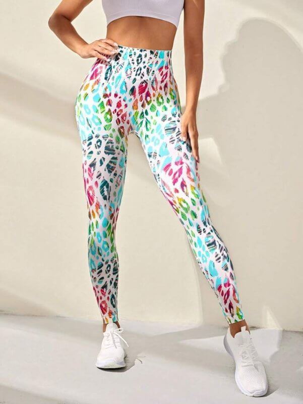 Printed Seamless Yoga High Waist Hip Lift Trousers $59.50 Dana Fashion Color: Colored Feather Size: L Women's clothing Product information: Pattern: solid color Color: red and black feathers, colored feathers Size: S,M,L Lining composition: Spandex Lining