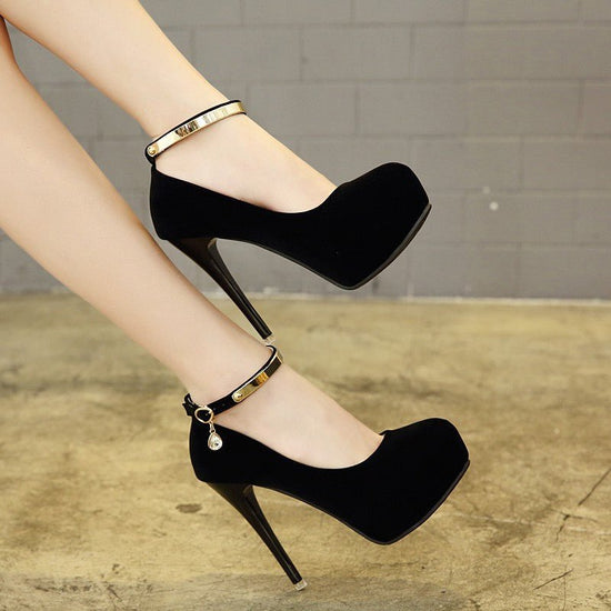 Pumps Shoes Woman Pumps Metal Ankle Strap Wedding Party $55.50 Dana Fashion Color: Black Size: 34 Women's shoes Product Information: Style: Commuter Applicable gender: female Heel height: super high heel (above 8CM) pattern: plain Suitable season: summer,