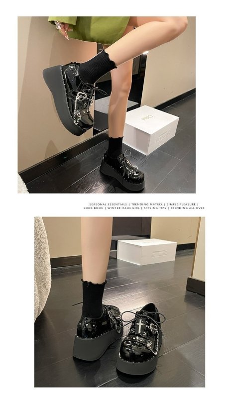 Punk Platform Shoes Dark Lolita Platform Leather Shoes $69.99 Dana Fashion Color: Black Size: 35 Women's shoes Product information: Pattern: solid color Color: Black Size: 35, 36, 37, 38, 39 Sole material: rubber Popular elements: leather stitching Packin