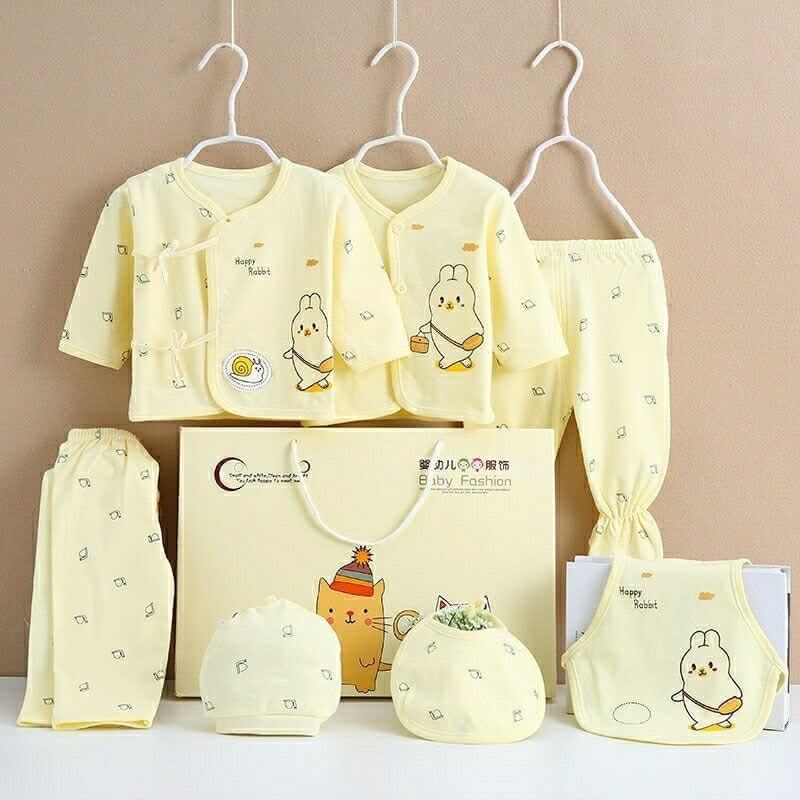Pure Cotton Baby Clothes Spring And Autumn Summer Children Gift Box Set $39.50 Dana Fashion Color: Yellow style: Snails Child size: 59cm Baby Clothing Product information: Suitable age group: middle and large children (over 8 years old, over 140cm) Elemen