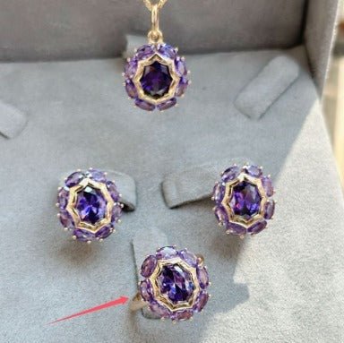 Purple Gold Ring Color Retention Plating $25.00 Dana Fashion Size: Single Ring 10 Women's Accessories Product information: Pattern: XINGX/Sun and Moon/cloud/Universe Treatment Process: Diamond Color: single circle Z1056-7 #, single circle Z1056-8 #, singl