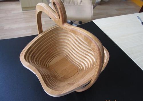 Quality folding fruit basket $25.32 Dana Fashion Color: A Dana's Kitchen [Product Size]: about 27 * 30 * 1.8 cm (Reminder: Since bamboo is natural, the color of each basket is also a little different, but the quality is the same. Please rest assured [Prod