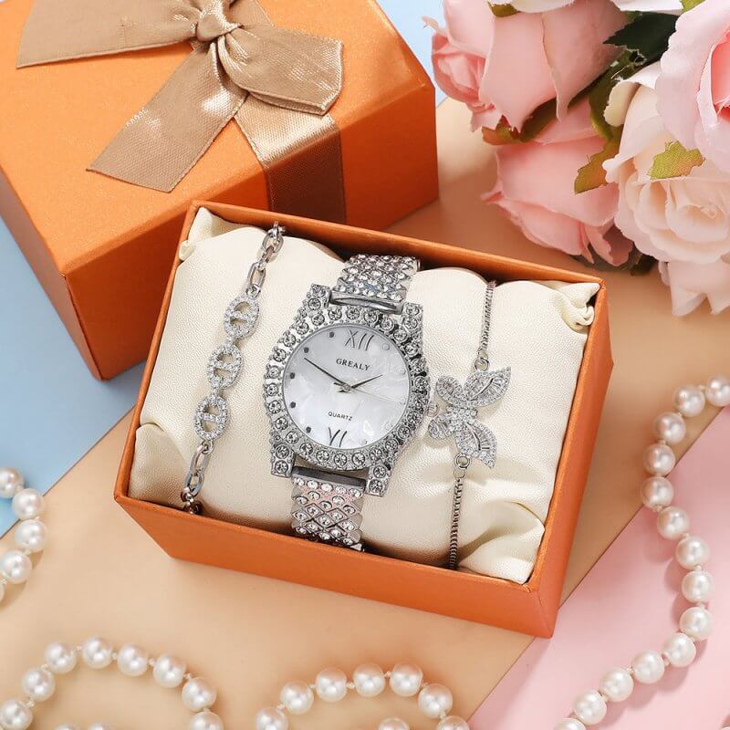 Quartz Watch Diamond Butterfly Zircon Bracelet $59.00 Dana Fashion Color: Gold Women's Accessories Product information: Special functions: decoration, chronograph, calendar Display Type: Pointer Style: fashion Mirror material: ordinary glass mirror Buckle