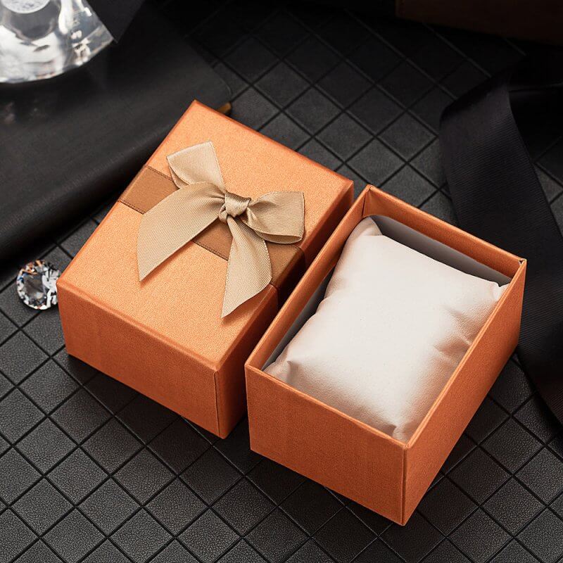 Quartz Watch Diamond Butterfly Zircon Bracelet $59.00 Dana Fashion Color: Gold Women's Accessories Product information: Special functions: decoration, chronograph, calendar Display Type: Pointer Style: fashion Mirror material: ordinary glass mirror Buckle