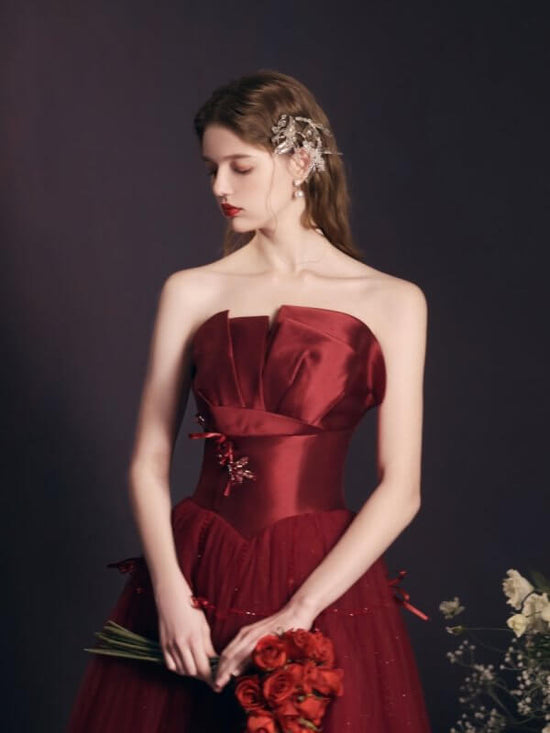 Red Long Dress Heavy-duty Tube Top For Women $399.00 Dana Fashion Color: Wine Red Size: L Women's clothing Product information: Size: XS,S,M,L Fabric: Composite fabric Waist Type: Mid waist Color classification: wine red Sleeve length: sleeveless Details