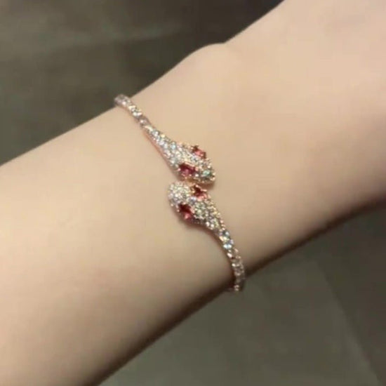 Red Spirit Snake Super Micro Inlaid Zircon Bracelet $12.00 Dana Fashion Color: Green Snake Bracelet 6958 Women's Accessories Product information: Treatment Process: Electroplating Color: red snake bracelet 6959, Green Snake bracelet 6958 Applicable people